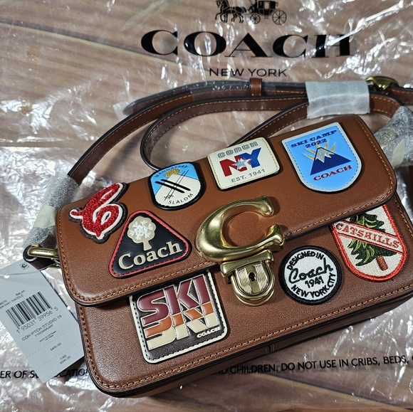 Coach Patches Studio 19 Bag Tan Leather NWT Coach C8078 here on itsasalesworld - Picture 3 of 13